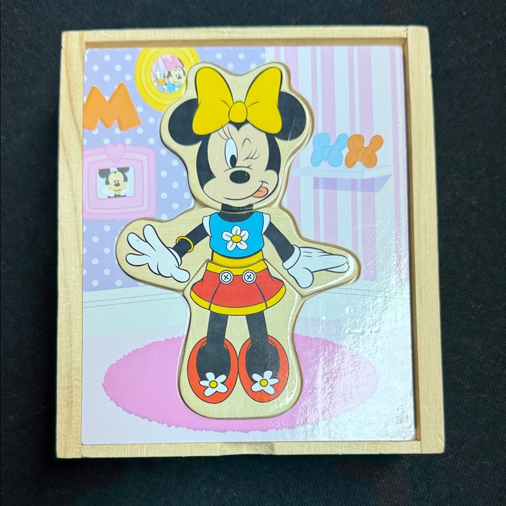 Melissa & Doug Minnie Mouse Wooden Puzzle - Vibrant Colors